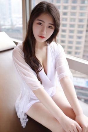 独自在夜晚的海边_HD动漫免费观看