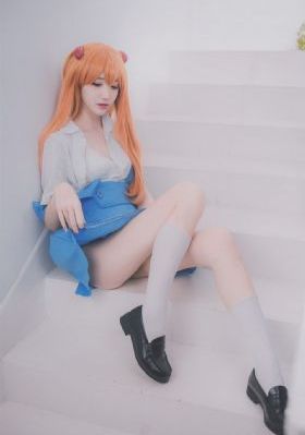 美丽的姑娘播放视频完整版_高清电影完整版在线观看