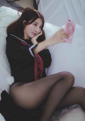 翘臀后进少妇大白嫩屁股视频_国语迅雷下载