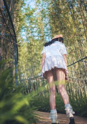 最美情侣免费观看完整版高清在线_4K日本电影免费